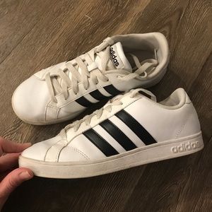 Adidas Grand Court Sneakers